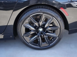 BMW 7 Series 760i xDrive Sedan 2026