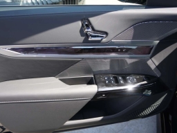 BMW 7 Series 760i xDrive Sedan 2026