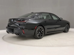 BMW 7 Series 760i xDrive Sedan 2026