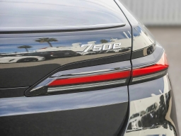 BMW 7 Series 750e xDrive Plug-In Hybrid 2026