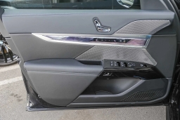 BMW 7 Series 750e xDrive Plug-In Hybrid 2026