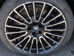 BMW 7 Series 750e xDrive Plug-In Hybrid 2026