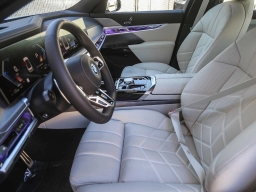 BMW 7 Series 750e xDrive Plug-In Hybrid 2025