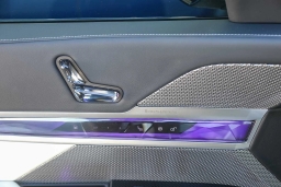 BMW 7 Series 750e xDrive Plug-In Hybrid 2025