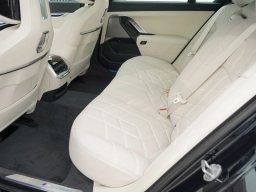 BMW 7 Series 750e xDrive Plug-In Hybrid 2026