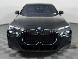 BMW 7 Series 750e xDrive Plug-In Hybrid 2026