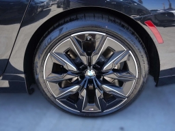 BMW 7 Series 750e xDrive Plug-In Hybrid 2026