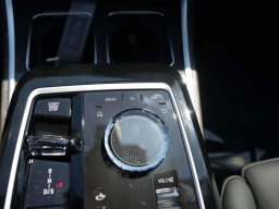 BMW 7 Series 750e xDrive Plug-In Hybrid 2026