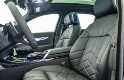 BMW 7 Series 750e xDrive Plug-In Hybrid 2026