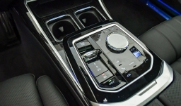 BMW 7 Series 750e xDrive Plug-In Hybrid 2026