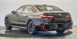 BMW 7 Series 750e xDrive Plug-In Hybrid 2026