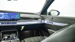 BMW 7 Series 750e xDrive Plug-In Hybrid 2026