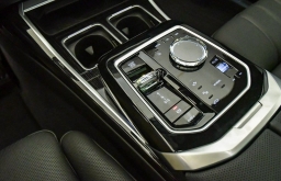 BMW 7 Series 750e xDrive Plug-In Hybrid 2026