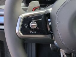 BMW 7 Series 750e xDrive Plug-In Hybrid 2026