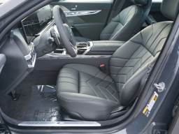 BMW 7 Series 750e xDrive Plug-In Hybrid 2026