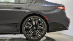 BMW 7 Series 750e xDrive Plug-In Hybrid 2026