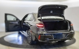 BMW 7 Series 750e xDrive Plug-In Hybrid 2026