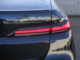 BMW 7 Series 750e xDrive Plug-In Hybrid 2026