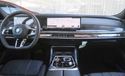 BMW 7 Series 750e xDrive Plug-In Hybrid 2026