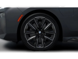 BMW 7 Series 750e xDrive Plug-In Hybrid 2026