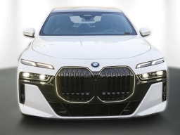 BMW 7 Series 750e xDrive Plug-In Hybrid 2026