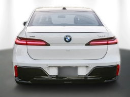 BMW 7 Series 750e xDrive Plug-In Hybrid 2026