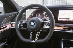 BMW 7 Series 750e xDrive Plug-In Hybrid 2026