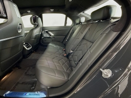 BMW 7 Series 750e xDrive Plug-In Hybrid 2026