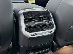 BMW 7 Series 750e xDrive Plug-In Hybrid 2026