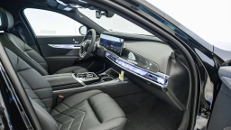 BMW 7 Series 750e xDrive Plug-In Hybrid 2026