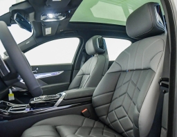 BMW 7 Series 750e xDrive Plug-In Hybrid 2026