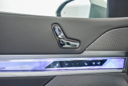 BMW 7 Series 750e xDrive Plug-In Hybrid 2026