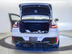 BMW 7 Series 750e xDrive Plug-In Hybrid 2026