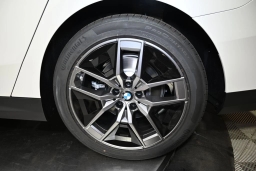 BMW 5 Series 530i xDrive Sedan 2026