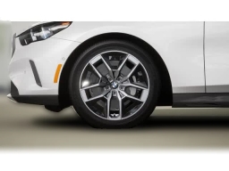 BMW 5 Series 530i xDrive Sedan 2026