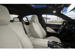 BMW 5 Series 530i xDrive Sedan 2026