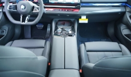 BMW 5 Series 540i xDrive Sedan 2026