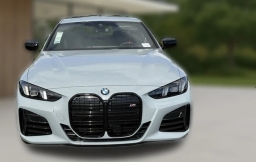 BMW 4 Series M440i Coupe 2026