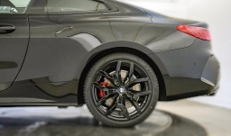 BMW 4 Series M440i xDrive Coupe 2026