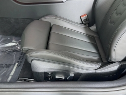 BMW 8 Series 840i Convertible 2026