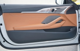 BMW 8 Series M850i xDrive Convertible 2026