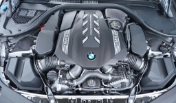 BMW 8 Series M850i xDrive Convertible 2026