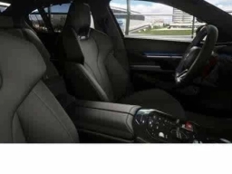 BMW M5 Base (A8) Sedan 2026