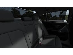 BMW M5 Base (A8) Sedan 2026