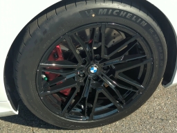 BMW M5 Base (A8) Sedan 2026