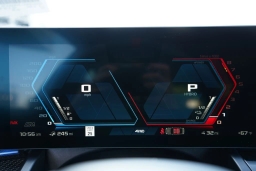 BMW M5 Base (A8) Sedan 2026