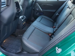 BMW M5 Base (A8) Sedan 2026