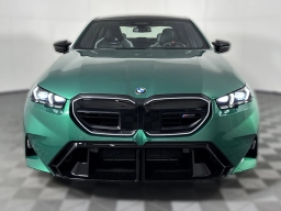 BMW M5 Base (A8) Sedan 2026