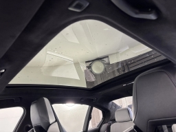 BMW M5 Base (A8) Sedan 2026