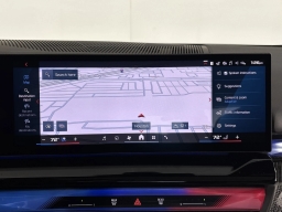 BMW M5 Base (A8) Sedan 2026